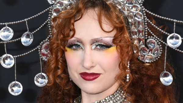 Chappell Roan’s Chunky Highlights Are So 2005 “TRL”—See the Photos